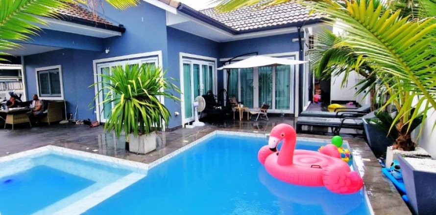 Casa de 3 dormitorios en Pattaya, Tailandia № 116831