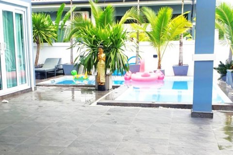 Casa de 3 dormitorios en Pattaya, Tailandia № 116831 - foto 8