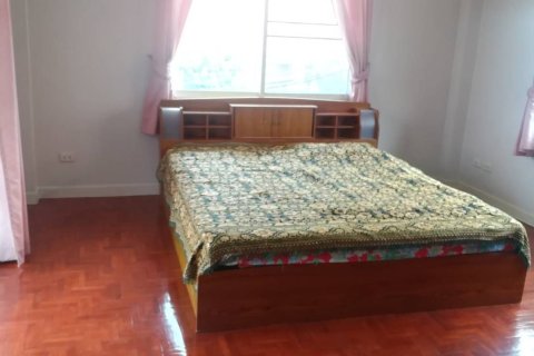 Casa de 3 dormitorios en Hang Dong, Tailandia № 160503 - foto 3