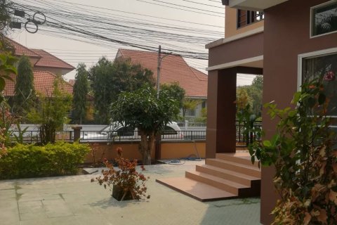 Casa de 3 dormitorios en Hang Dong, Tailandia № 160503 - foto 7
