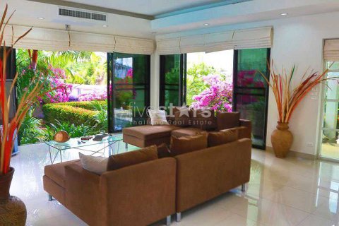 Casa de 4 dormitorios en Phuket, Tailandia № 66978 - foto 5