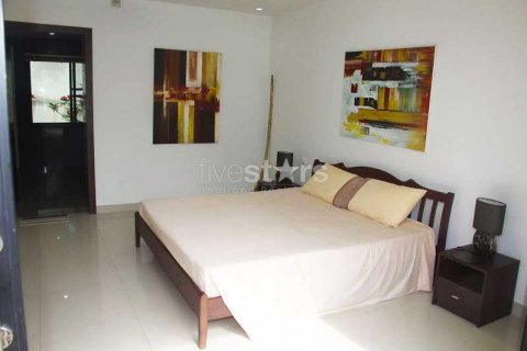 Casa de 4 dormitorios en Phuket, Tailandia № 66978 - foto 2