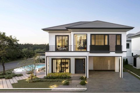 Villa in Bang Lamung, Thailand 4 bedrooms № 165357