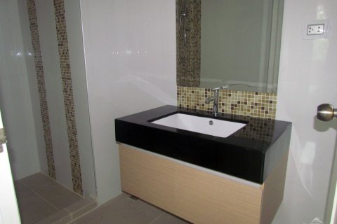 Condominio de 1 dormitorio en Jomtien Beach, Pattaya, Tailandia № 204445 - foto 4