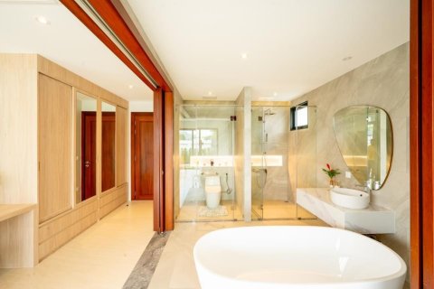 Chalet de 3 dormitorios en Hua Hin, Tailandia № 168812 - foto 18