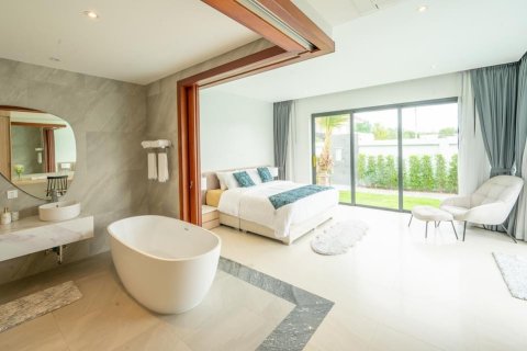 Chalet de 3 dormitorios en Hua Hin, Tailandia № 168812 - foto 16