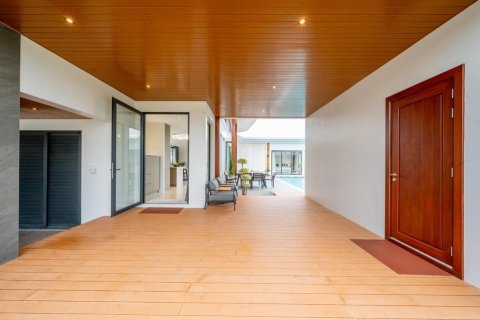Chalet de 3 dormitorios en Hua Hin, Tailandia № 168812 - foto 19