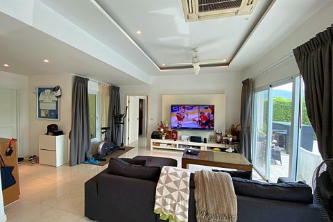 Chalet de 3 dormitorios en Hua Hin, Tailandia № 168816 - foto 16