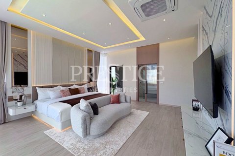 House in Pattaya, Thailand 5 bedrooms № 234095 - photo 26