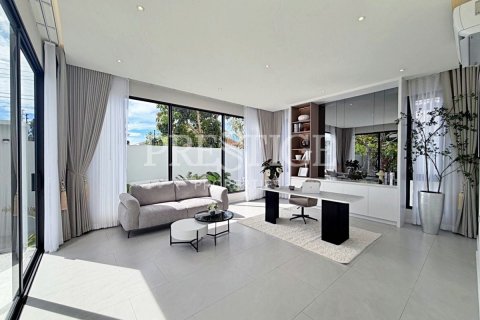 House in Pattaya, Thailand 5 bedrooms № 234095 - photo 22