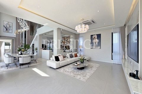 House in Pattaya, Thailand 5 bedrooms № 234095 - photo 3