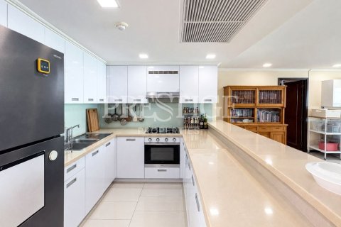 Condo in Pattaya, Thailand, 3 bedrooms  № 234092 - photo 8