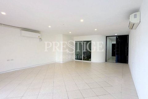 Condo in Pattaya, Thailand, 1 bedroom  № 234097 - photo 4