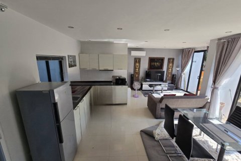 Casa de 2 dormitorios en Pattaya, Tailandia № 168166 - foto 4