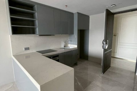 Condo in Bangkok, Thailand, 1 bedroom  № 168161 - photo 2