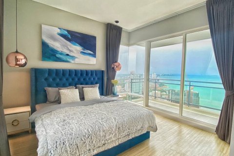 Condo in Pattaya, Thailand, 2 bedrooms  № 168165