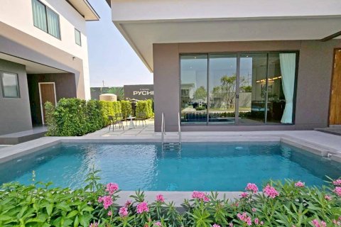 Maison à Chon Buri, Thaïlande 4 chambres № 168167 - photo 3