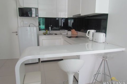 Condominio de 1 dormitorio en Pattaya, Tailandia № 204280 - foto 2