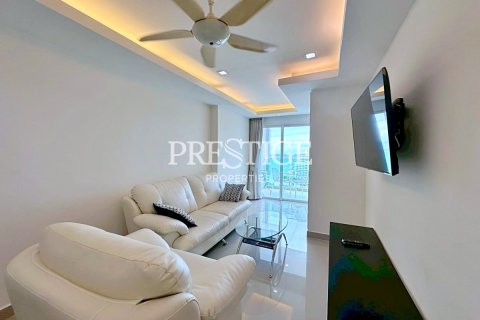 Condo in Pattaya, Thailand, 1 bedroom  № 198081 - photo 2