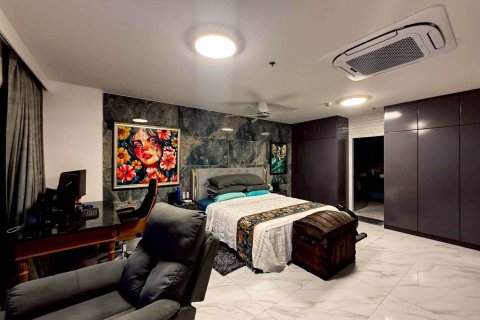 Apartamento de 3 habitaciones en Pattaya, Tailandia № 159767 - foto 4