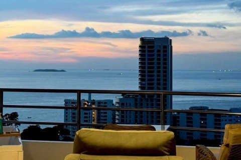 Apartamento de 3 habitaciones en Pattaya, Tailandia № 159767 - foto 12