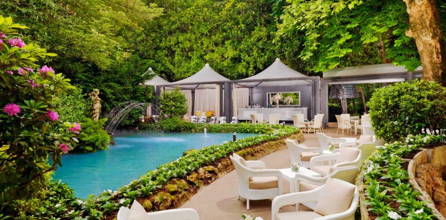 Local comercial en Pattaya, Tailandia № 180783