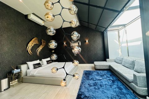 Casa de 5 dormitorios en Bangkok, Tailandia № 180779 - foto 12