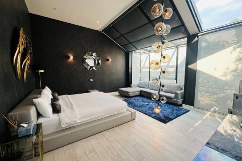 Casa de 5 dormitorios en Bangkok, Tailandia № 180779 - foto 13