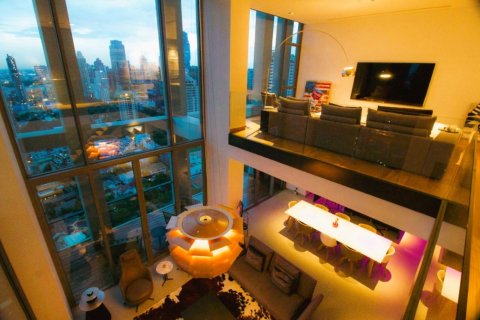 Penthouse in Bangkok, Thailand 4 Schlafzimmer № 180782 - Foto 28