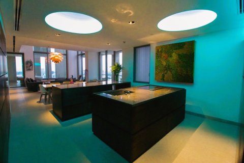 Penthouse in Bangkok, Thailand 4 Schlafzimmer № 180782 - Foto 6