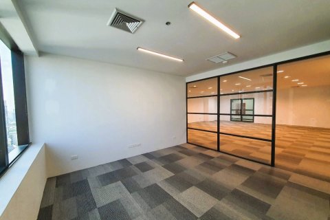 Oficina 340 m2 en Bangkok, Tailandia № 180785 - foto 3