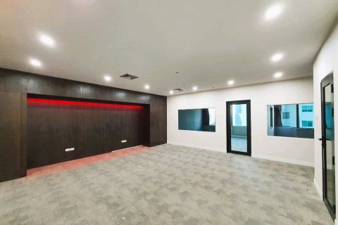 Oficina 340 m2 en Bangkok, Tailandia № 180785 - foto 13