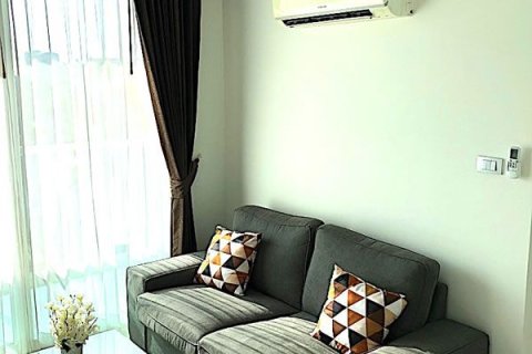Condo sur Jomtien Beach, Pattaya, Thaïlande, 1 chambre  № 204236
