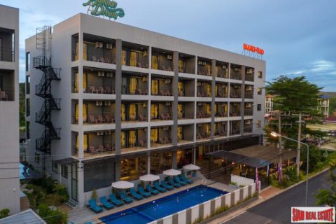 Hotel in Mai Khao, Thailand № 194090