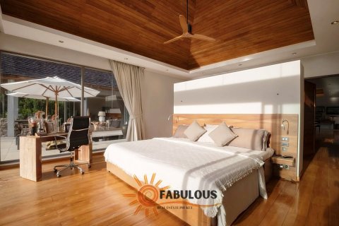 Chalet de 5 dormitorios en Pa Klok, Tailandia № 179263 - foto 13