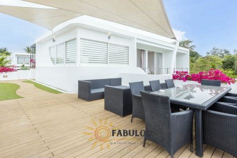 Chalet de 3 dormitorios en Bang Tao, Tailandia № 179262 - foto 14