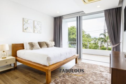 Chalet de 3 dormitorios en Bang Tao, Tailandia № 179262 - foto 19