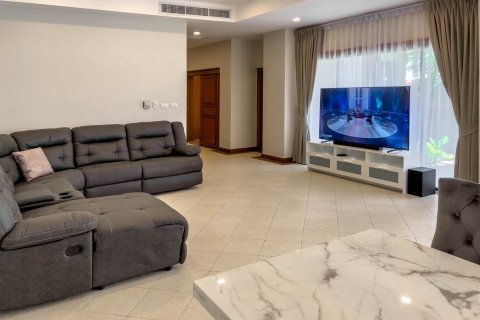 Casa de 4 dormitorios en Bang Tao, Tailandia № 3219 - foto 10