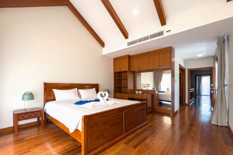 Casa de 4 dormitorios en Bang Tao, Tailandia № 3219 - foto 30