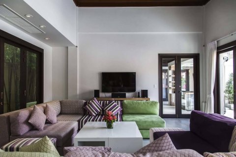 Casa de 5 dormitorios en Bang Tao, Tailandia № 3221 - foto 4