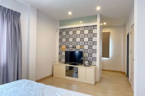 Estudio en Pattaya, Tailandia № 59547 - foto 18