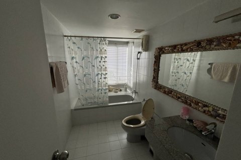 Condominio de 2 dormitorios en Hua Hin, Tailandia № 134545 - foto 8