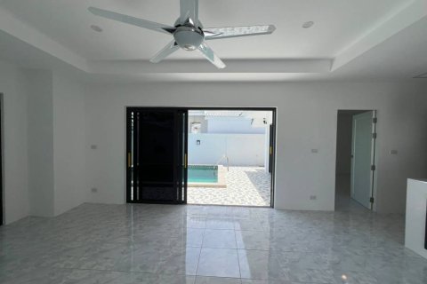 Chalet de 2 dormitorios en Surat Thani, Tailandia № 134544 - foto 4