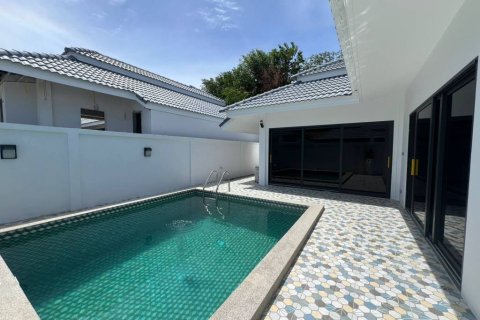 Chalet de 2 dormitorios en Surat Thani, Tailandia № 134544 - foto 2