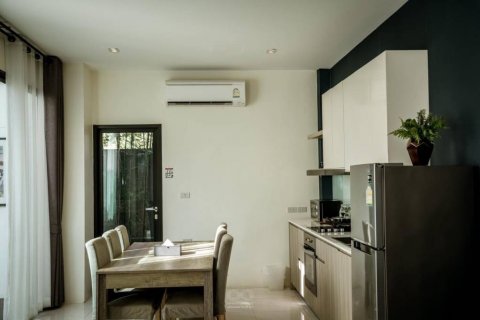 Chalet de 3 dormitorios en Hua Hin, Tailandia № 134546 - foto 5
