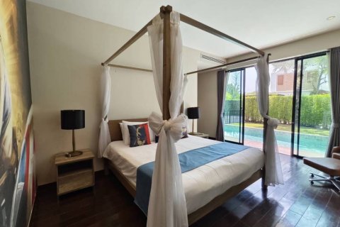 Chalet de 3 dormitorios en Hua Hin, Tailandia № 134546 - foto 10
