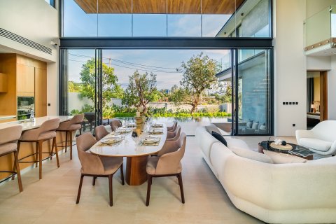 Villa in Phuket, Thailand 4 bedrooms № 141100 - photo 3