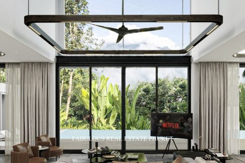 Chalet de 4 dormitorios en Bang Tao, Tailandia № 179729 - foto 2