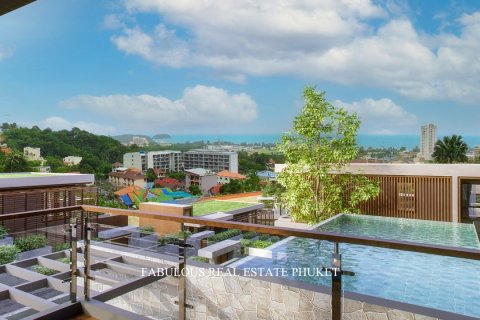 Chalet de 4 dormitorios en Kata, Tailandia № 179728 - foto 4