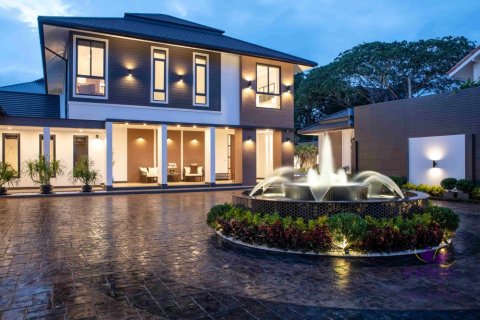 Casa de 5 dormitorios en Chiang Mai, Tailandia № 113975 - foto 4